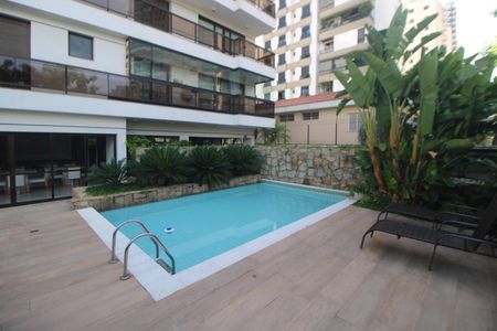 Apartamento para alugar com 210m², 4 quartos e 3 vagasÁrea Comum