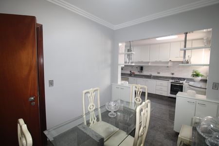 Apartamento para alugar com 210m², 4 quartos e 3 vagasCozinha