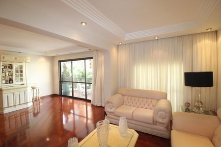 Apartamento para alugar com 210m², 4 quartos e 3 vagasSala