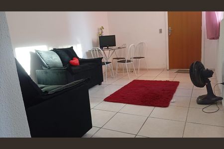 Sala de apartamento para alugar com 2 quartos, 37m² em Cosmos, Rio de Janeiro