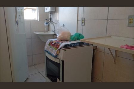 Cozinha de apartamento para alugar com 2 quartos, 37m² em Cosmos, Rio de Janeiro