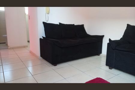 Sala de apartamento para alugar com 2 quartos, 37m² em Cosmos, Rio de Janeiro