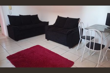Apartamento para alugar com 37m², 2 quartos e 1 vagaSala