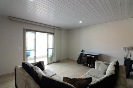 Casa à venda com 200m², 5 quartos e 2 vagasQuarto 5