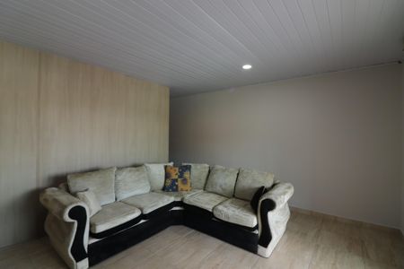 Casa à venda com 200m², 5 quartos e 2 vagasQuarto 5