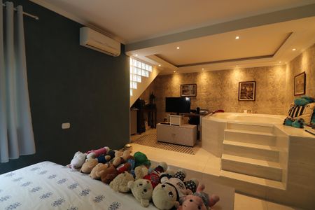 Casa à venda com 200m², 5 quartos e 2 vagasQuarto 1 - Suíte