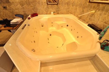 Casa à venda com 200m², 5 quartos e 2 vagasQuarto 1 - Suíte