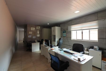 Casa à venda com 200m², 5 quartos e 2 vagasSala 3