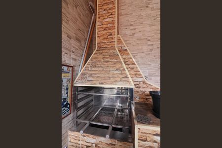 Casa à venda com 200m², 5 quartos e 2 vagasEspaço Gourmet e Área de Serviço