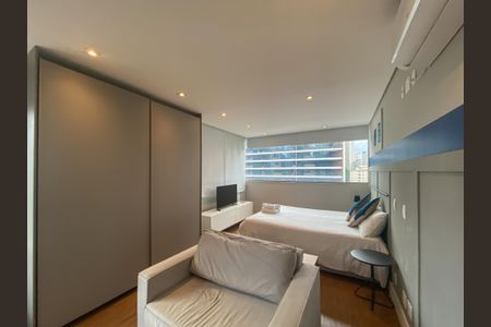 Apartamento para alugar com 35m², 1 quarto e 1 vagaSala/Quarto