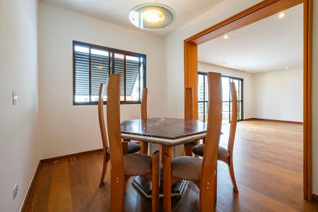 Apartamento para alugar com 155m², 3 quartos e 2 vagasSala