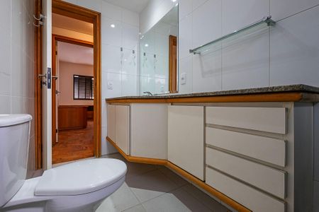 Apartamento para alugar com 155m², 3 quartos e 2 vagasBanheiro Social