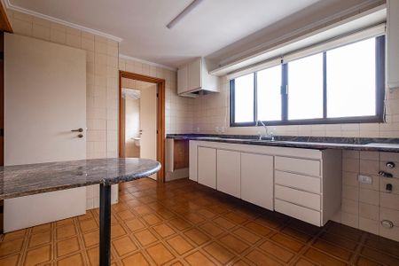 Apartamento para alugar com 155m², 3 quartos e 2 vagasCozinha