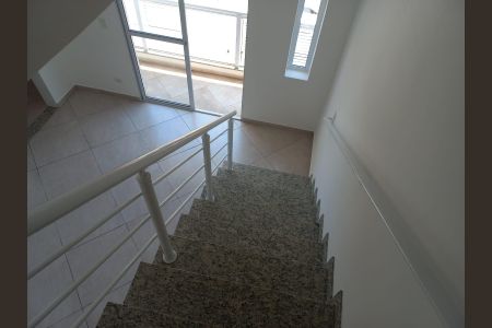 Casa de condomínio para alugar com 108m², 3 quartos e 1 vagaSala