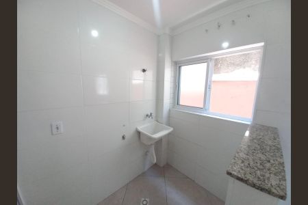 Casa de condomínio para alugar com 108m², 3 quartos e 1 vagaÁrea de serviço