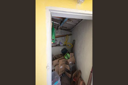 Casa à venda com 175m², 2 quartos e 2 vagasDespensa