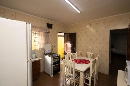 Casa à venda com 175m², 2 quartos e 2 vagasCozinha