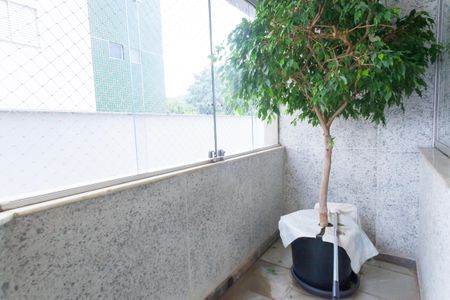 Apartamento à venda com 85m², 2 quartos e 1 vagaVaranda da Sala