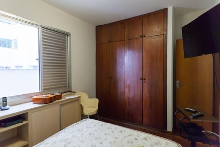 Apartamento à venda com 85m², 2 quartos e 1 vagaQuarto 2