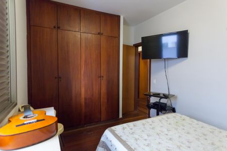Apartamento à venda com 85m², 2 quartos e 1 vagaQuarto 2