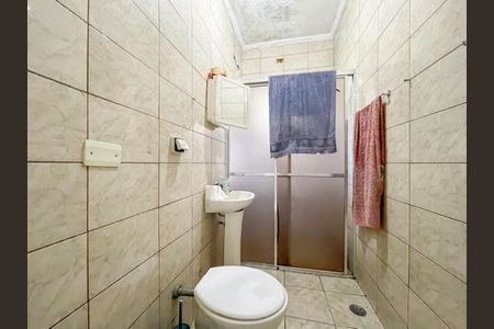 Casa à venda com 225m², 2 quartos e 2 vagasBanheiro