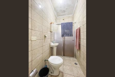 Casa à venda com 225m², 2 quartos e 2 vagasBanheiro