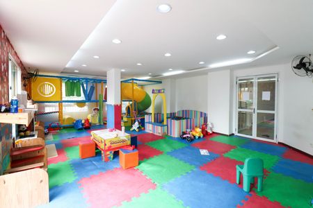 Apartamento para alugar com 95m², 3 quartos e 2 vagasÁrea comum - Brinquedoteca