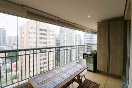 Apartamento para alugar com 95m², 3 quartos e 2 vagasVaranda