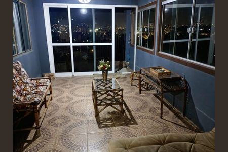 Casa à venda com 500m², 2 quartos e 3 vagas