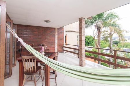 Casa à venda com 500m², 2 quartos e 3 vagas Casa à venda com 500m², 2 quartos e 3 vagasVaranda da Sala