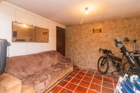 Casa à venda com 500m², 2 quartos e 3 vagas Casa à venda com 500m², 2 quartos e 3 vagasÁrea de Serviço