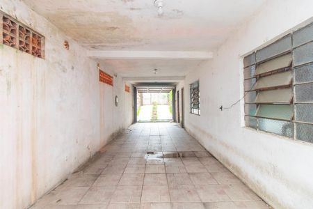 Casa à venda com 500m², 2 quartos e 3 vagas Casa à venda com 500m², 2 quartos e 3 vagasGaragem