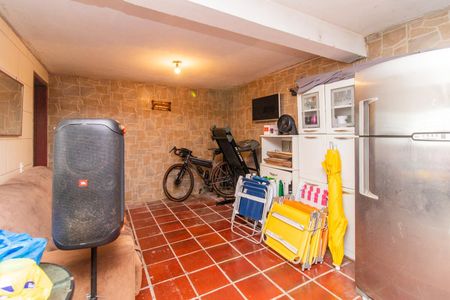 Casa à venda com 500m², 2 quartos e 3 vagas Casa à venda com 500m², 2 quartos e 3 vagasÁrea de Serviço