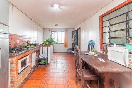 Casa à venda com 500m², 2 quartos e 3 vagas Casa à venda com 500m², 2 quartos e 3 vagasCozinha