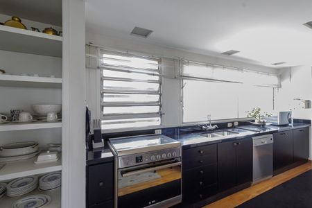 Apartamento para alugar com 410m², 3 quartos e 1 vagaCozinha