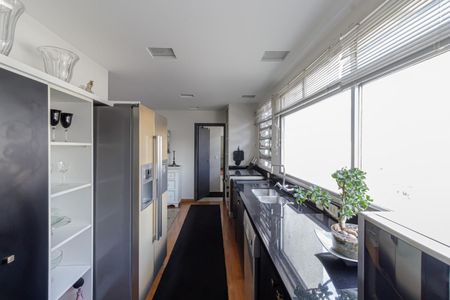 Apartamento para alugar com 410m², 3 quartos e 1 vagaCozinha