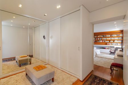Apartamento para alugar com 410m², 3 quartos e 1 vagaSuíte 2