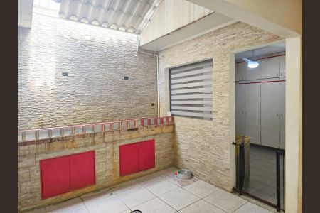 Casa à venda com 260m², 4 quartos e 3 vagasCopa