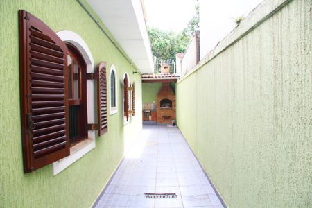 Casa à venda com 260m², 4 quartos e 3 vagasCorredor 