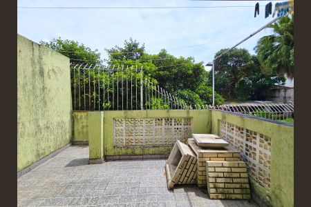 Casa à venda com 260m², 4 quartos e 3 vagas Salão de Festa 