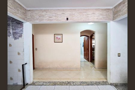 Casa à venda com 260m², 4 quartos e 3 vagasCopa