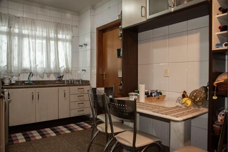 Apartamento à venda com 149m², 3 quartos e 3 vagasCozinha