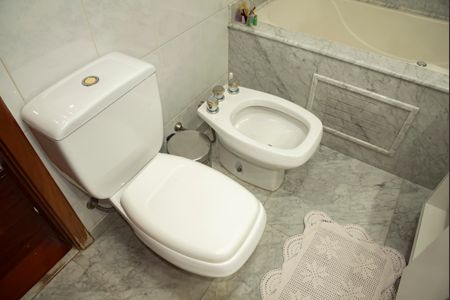 Apartamento à venda com 149m², 3 quartos e 3 vagasBanheiro da Suíte 1