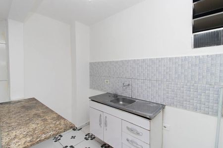 Cozinha de casa de condomínio para alugar com 1 quarto, 30m² em Jardim Brasil, São Paulo