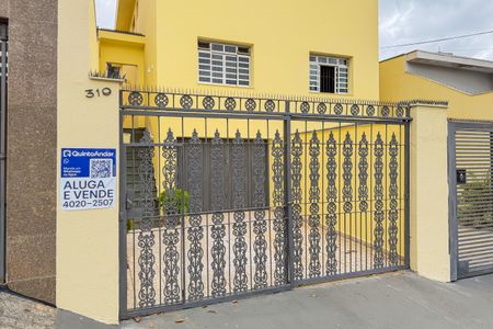 Casa para alugar com 220m², 4 quartos e 3 vagas Casa para alugar com 220m², 4 quartos e 3 vagasFachada + Plaquinha