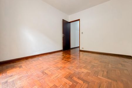 Casa para alugar com 220m², 4 quartos e 3 vagas Casa para alugar com 220m², 4 quartos e 3 vagasQuarto 2