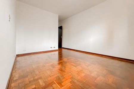 Casa para alugar com 220m², 4 quartos e 3 vagas Casa para alugar com 220m², 4 quartos e 3 vagasSuíte