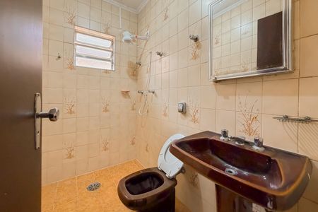 Casa para alugar com 220m², 4 quartos e 3 vagas Casa para alugar com 220m², 4 quartos e 3 vagasBanheiro da Suíte