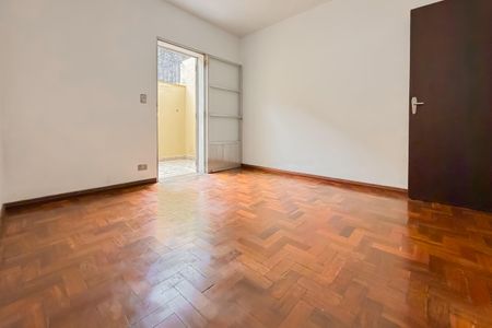 Casa para alugar com 220m², 4 quartos e 3 vagas Casa para alugar com 220m², 4 quartos e 3 vagasQuarto 2