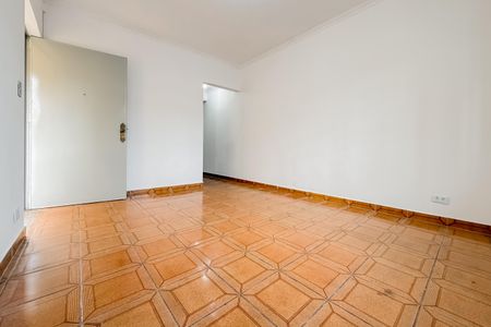 Casa para alugar com 220m², 4 quartos e 3 vagas Casa para alugar com 220m², 4 quartos e 3 vagasSala